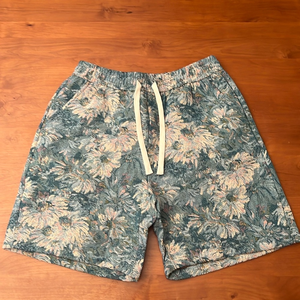 Tropical shorts
